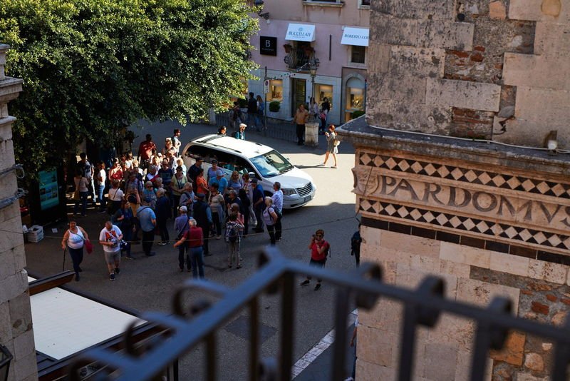 Palazzo Corvaja and the square seen from a King room balcony